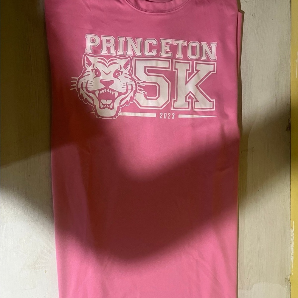 Sporto Pink Short Sleeve Graphic Tee